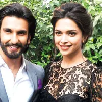 Ranveer Singh dan Deepika Padukone merupakan salah satu pasangan paling mesra di dunia hiburan Bollywood. Akan tetapi, mereka sempat diberitakan putus lantaran kesibukan. (Foto: dnaindia.com)