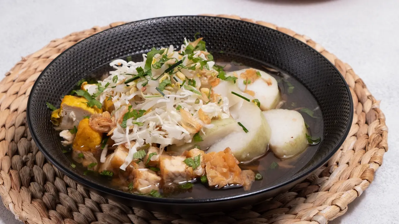 tahu guling