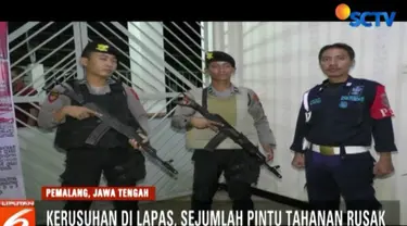 Pasca bentrok, sekurangnya sembilan pintu ruang tahanan rusak, akibat dijebol paksa oleh ratusan napi.