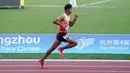 Atlet Indonesia, Saptoyogo Purnomo berlomba saat cabang olahraga Para Athletics Asian Para Games 2023 nomor Men's 400m-T37 yang berlangsung di Huanglong Sport Centre Stadium, Provinsi Zhejiang, China, Senin (23/10/2023). Ia mencatatkan waktu 54.80 detik. (NPC Indonesia)