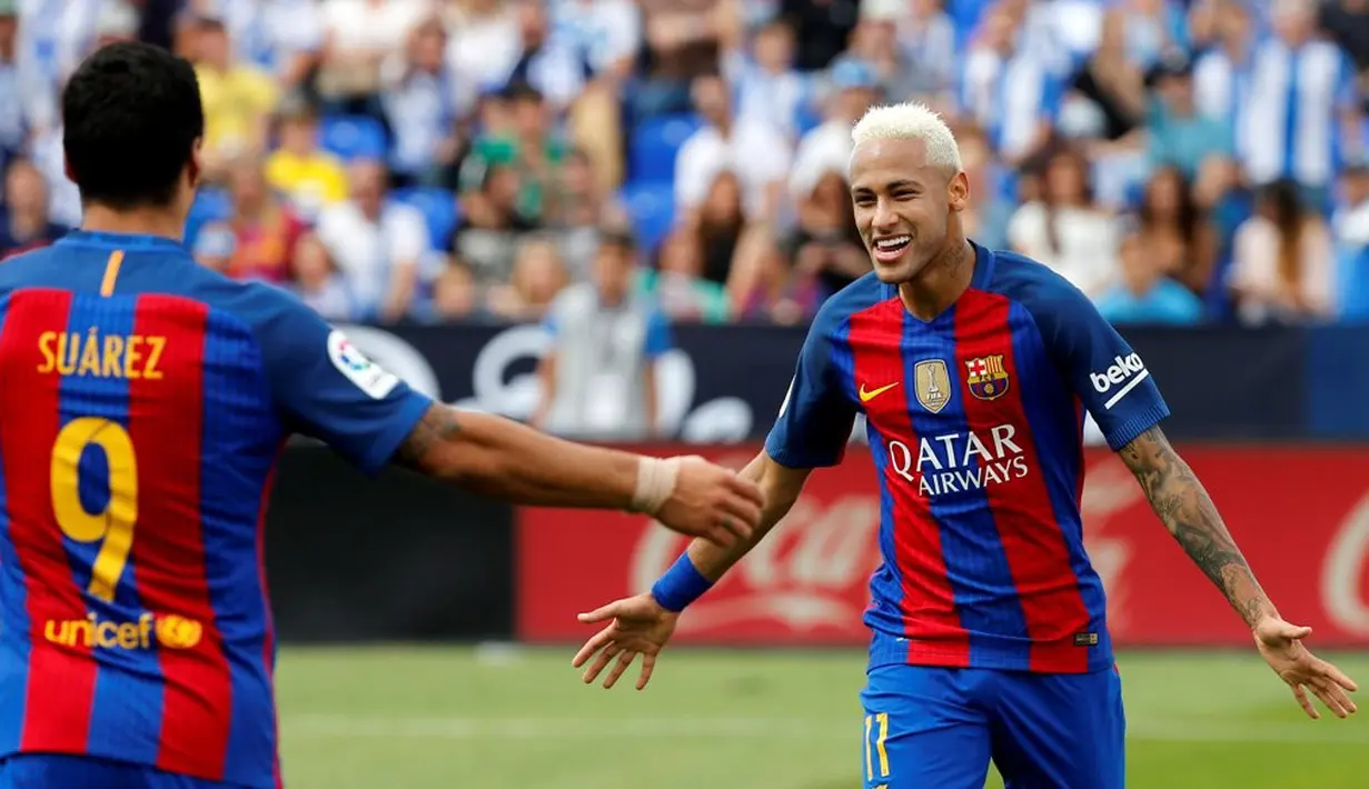 Pemain Barcelona, Neymar, merayakan golnya ke gawang Leganes pada laga lanjutan La Liga 2016-2017, di Estadio Municipal de Butarque, Sabtu (17/9/2016). (Reuters/Sergio Perez)