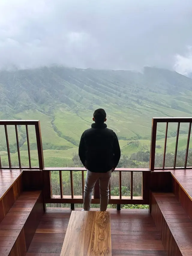 6 Momen Zaskia Sungkar dan Irwansyah Liburan ke Bromo, Abadikan Momen Bersama