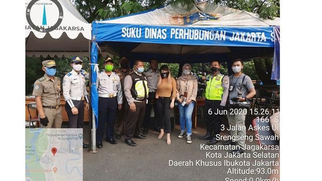 5 Potret Dinar Candy Saat Dapat Hukuman Akibat Langgar PSBB, Curi Perhatian