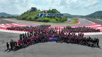 240 motor Ducati dari berbagai wilayah Indonesia turut meramaikan We Ride As One 2025 di Lombok, Nusa Tenggara Barat (NTB).