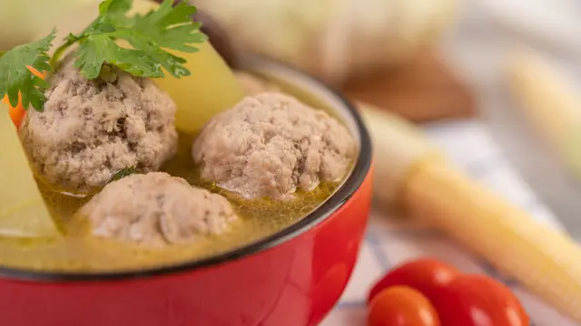 Ilustrasi bakso - (Food photo created by jcomp - www.freepik.com)