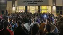 <p>Melansir Aljazeera, Senin (24/4/2023) beberapa negara telah meluncurkan operasi untuk mengevakuasi staf diplomatik mereka dan warga negara lainnya. (Khalil MAZRAAWI/AFP)</p>