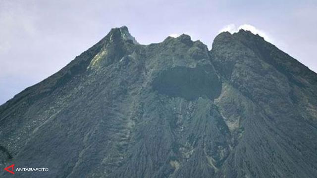 Gunung Merapi Meletus Ratusan Warga Mengungsi News