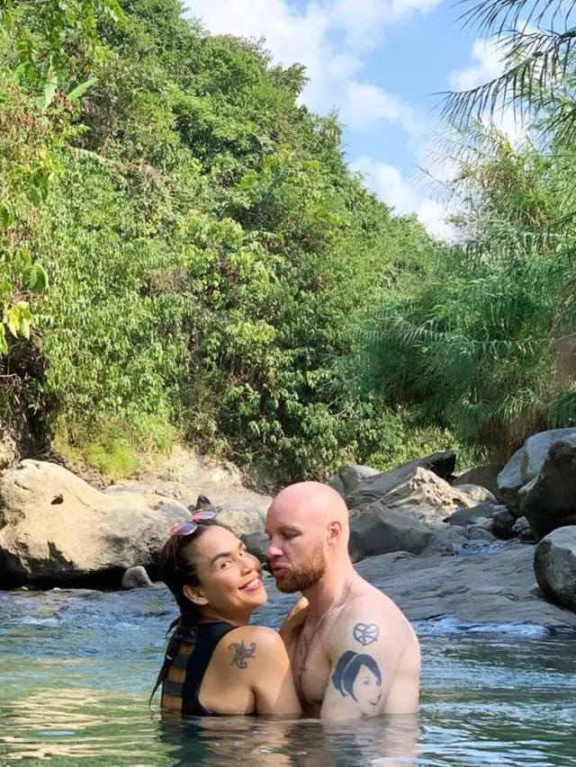 Melaney Ricardo dan Tyson