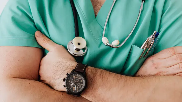 Ilustrasi dokter. Photo by Karolina Grabowska/ Pexels