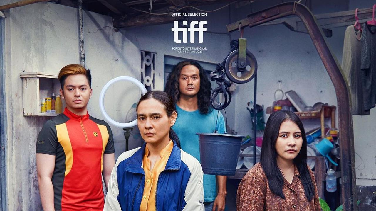 Mashhur eshakdagi muskulli ayol kokraklari