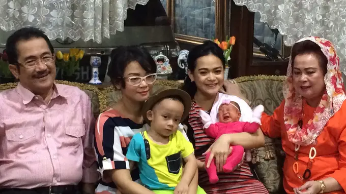 [Bintang] Shezy Idris