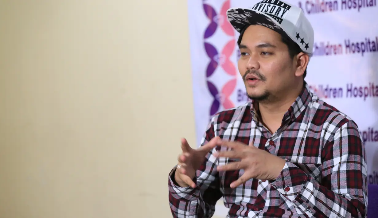 Anak laki-laki memang menjadi penantian Bekti dan Dila selama ini. Namun takdir Tuhan berkata lain. Hanya sekitar 23 menit pasangan ini bisa merasakan kebersamaan dengaan anak laki-lakinya. (Adrian Putra/Bintang.com)