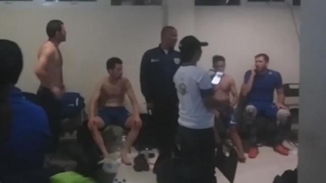 Video para pemain Persib Bandung di ruang ganti seusai mengalahkan Bali United 3-0 pada Sabtu (13/02/2016).