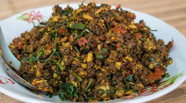 Resep Oseng Daging Bebek Giling Pedas Khas Thailand