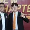 Presiden klub Persija, Mohamad Prapanca (kiri) bersama Shin Tae-yong saat acara perkenalan pelatih kepala baru Persija di Jakarta International Stadium, Senin (8/6/2026) siang WIB. (Bola.com/M Iqbal Ichsan)