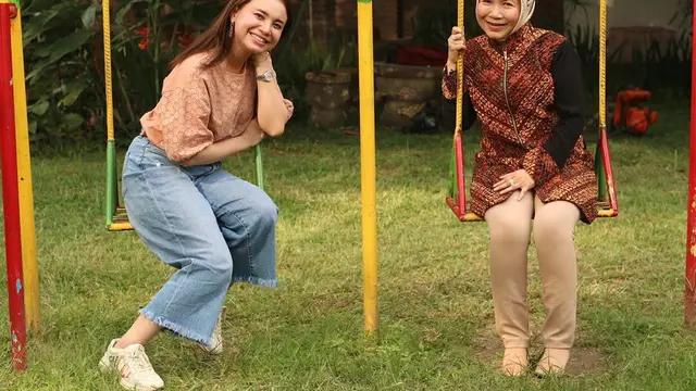 Potret Kompak Rossa dan Ibu (sumber: instagram/itsrossa910)