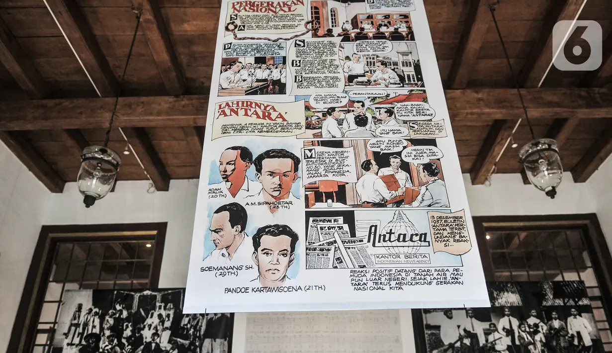 Koleksi foto arsip tentang sejarah Indonesia pada pameran Indonesia Bergerak 1900-1942 (Revamped) di Gedung Arsip Nasional Jakarta, Selasa (15/12/2020). Pameran menceritakan kiprah bangsa Indonesia serta para tokoh dalam masa pergerakan nasional hingga jelang kemerdekaan. (merdeka.com/Iqbal Nugroho)