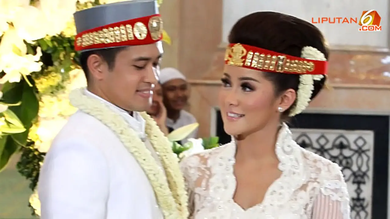 aufar-olla-nikah-romantis-121220b.jpg