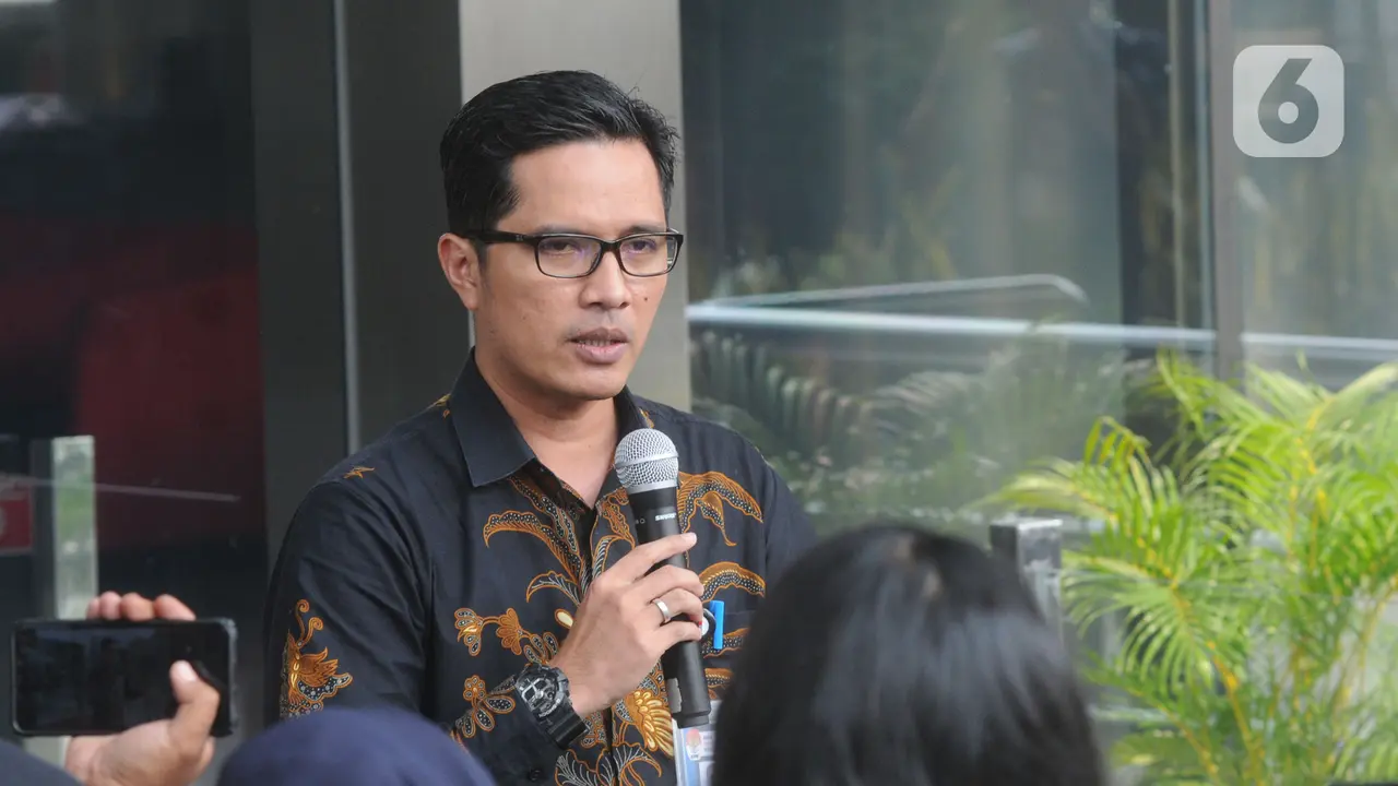 Febri Diansyah Lepas Jabatan Juru Bicara KPK