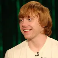 Rupert Grint pun merasa tak masalah menjadi selebriti. Ia menyukai hal tersebut karena bisa membuat orang lain bahagia. (BRYAN BEDDER / GETTY IMAGES NORTH AMERICA / AFP)