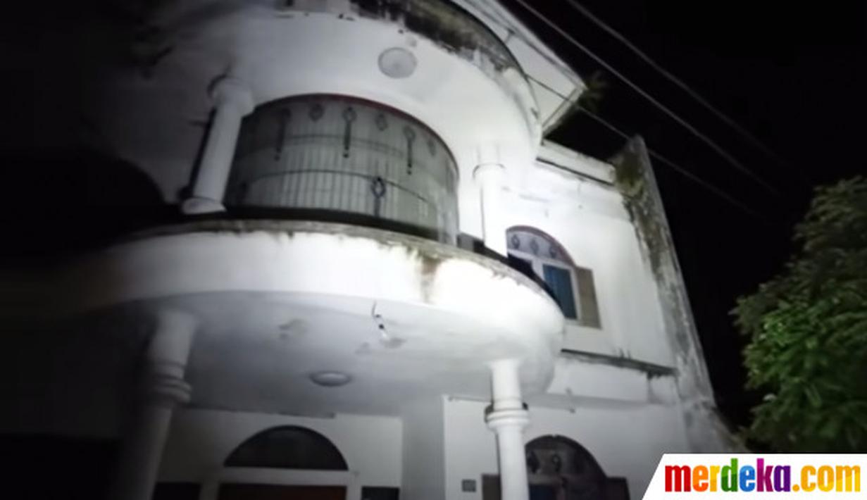Di balik kemewahan rumah di kawasan Bandung Jawa Barat, tersimpan cerita pilu yang tak banyak diketahui. Pengusaha bernama Harto dahulu kala pernah menjadi sosok berada serta memiliki keluarga lengkap. Berasal dari Solo, Harto pun sukses meniti usaha di Bandung bersama sang istri hingga memiliki hunian mewah dua lantai.