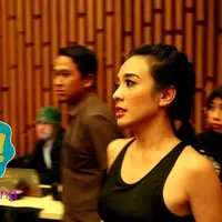 Dea Ananda ingin awet muda seperti mamanya. Dengan demikian, ia rutin olahraga dan menjaga makan seperti yang dilakukan mamanya.  