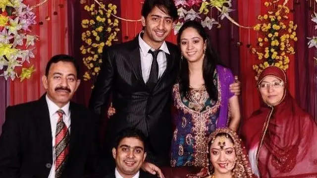 Foto kenangan Shaheer Sheikh bersama ayahnya (Foto: Instagram/@shaheernsheikh)