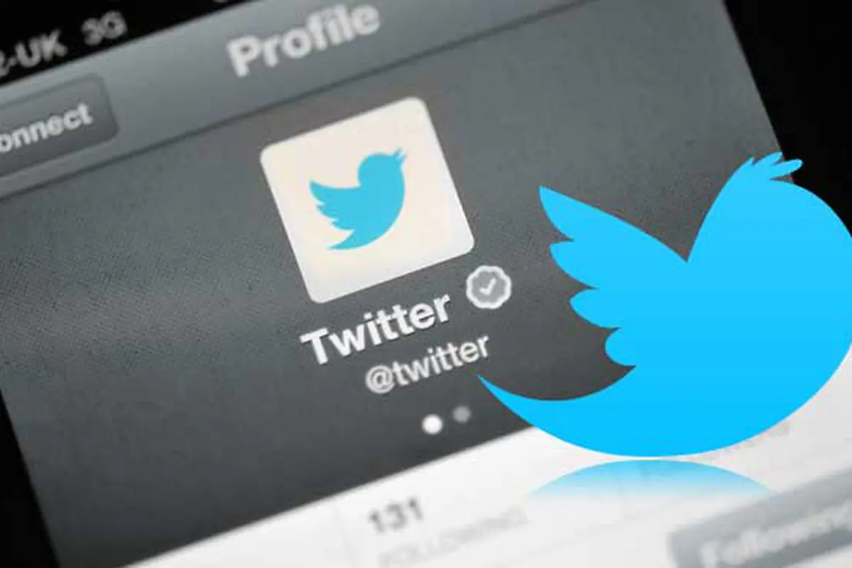32 juta akun dan password pengguna Twittwer diperjual belikan. Melalui akun @support, secara resmi Twitter menyangkal berita ini.
