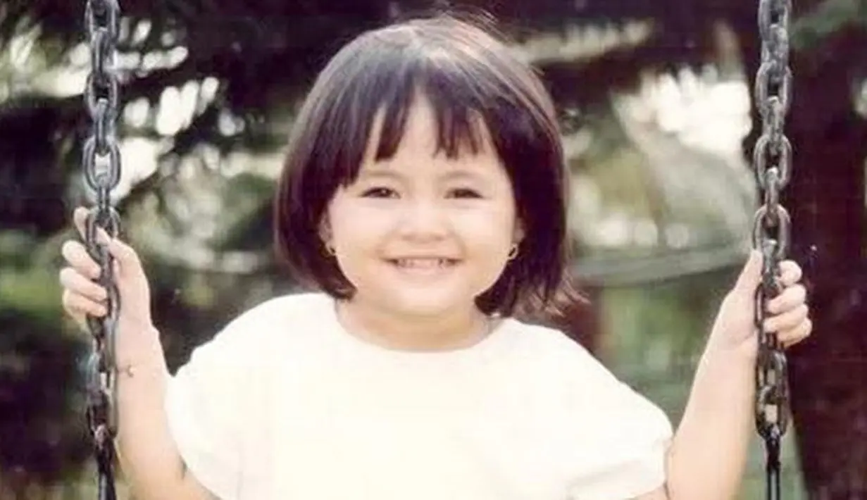Potret Masa Kecil 11 Artis -Marshanda (dok. Istimewa/Brilio.net)