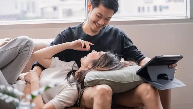 Tunjukkan Sisi Romantis Nggak Biasa, 4 Karakter Pria dalam Drama Korea Ini yang Diharapkan Ada pada Pasangan