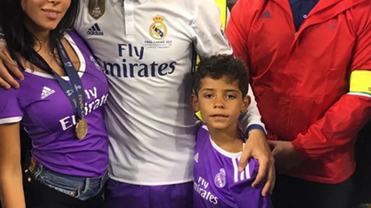 [Bintang] Cristiano Ronaldo