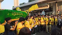 Keranda Mayat Warnai Demo BEM UI di Mabes Polri
