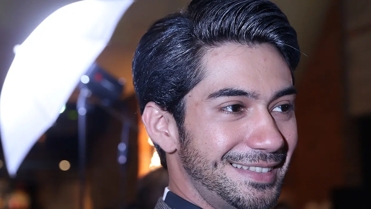 [Bintang] Reza Rahadian