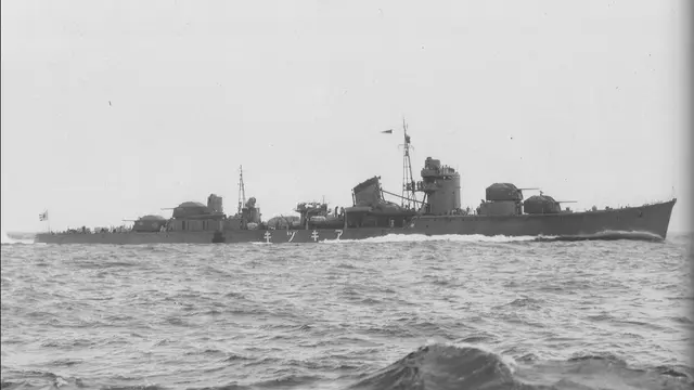 Teruzuki. Image source: Wikipedia.
