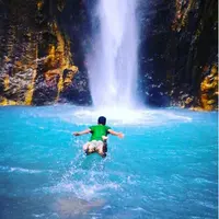 Ada 17 mahasiswa yang dikabarkan hilang terseret banjir di kawasan wisata Air terjun Dua Warna.