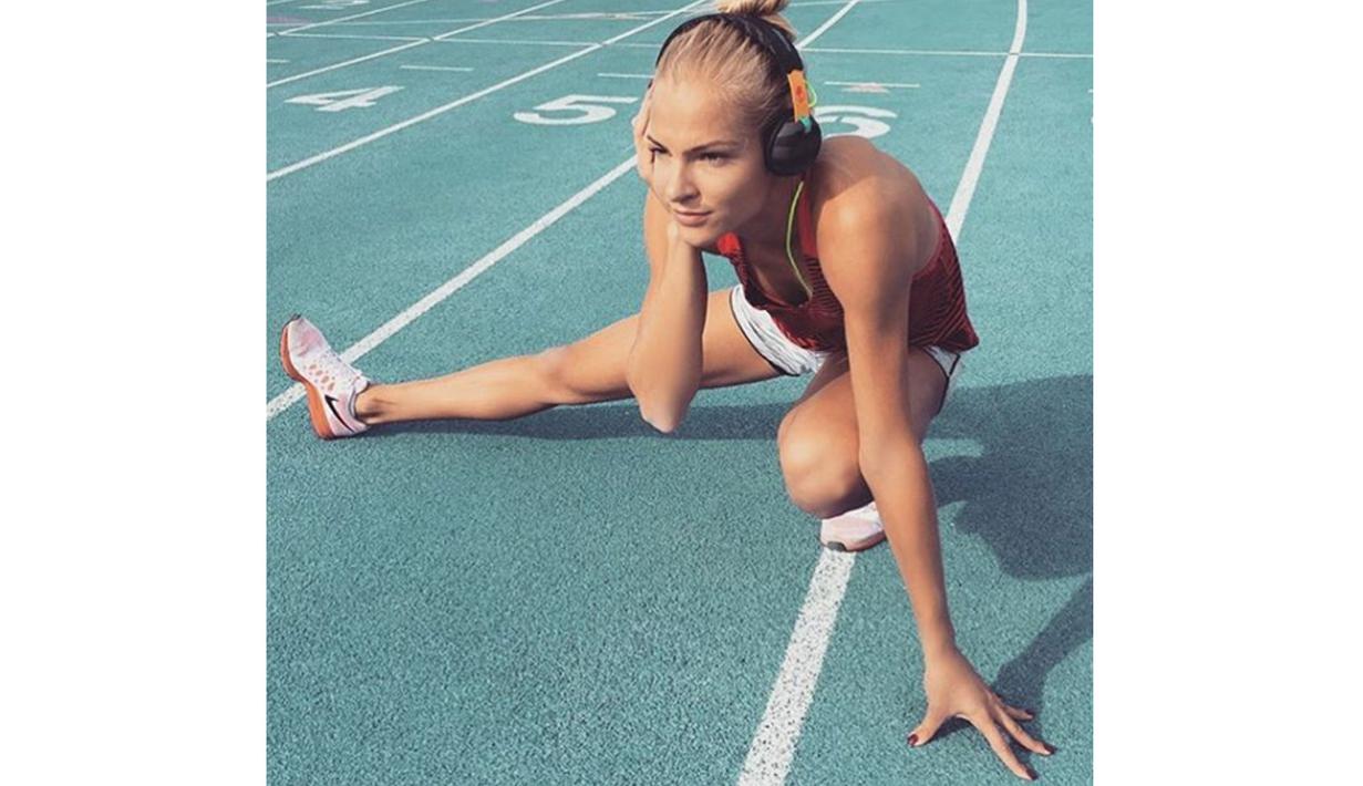 Pada tahun 2011, Darya Klishina bergabung bersama tim Rusia pada Kejuaraan Atletik Indoor Eropa di Paris, Prancis. Darya meraih juara pertama dengan lompatan sejauh 6.80 m. (Bola.com/Instagram/Darya)