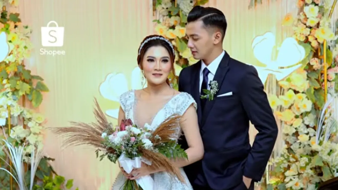 [Fimela] Nella Kharisma dan Dory Harsa