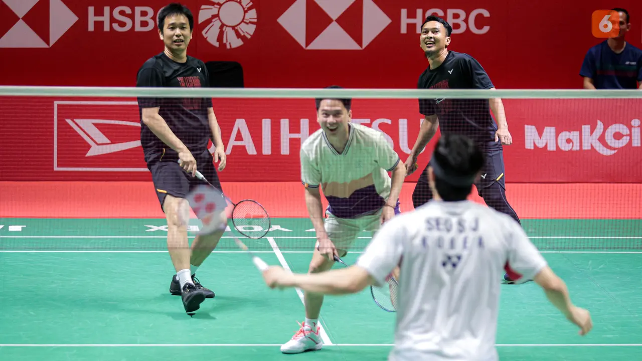 Foto: Momen Haru hingga Lucu Tersaji dalam Acara Pensiun Mohammad Ahsan/Hendra Setiawan, Terima Kasih The Daddies!