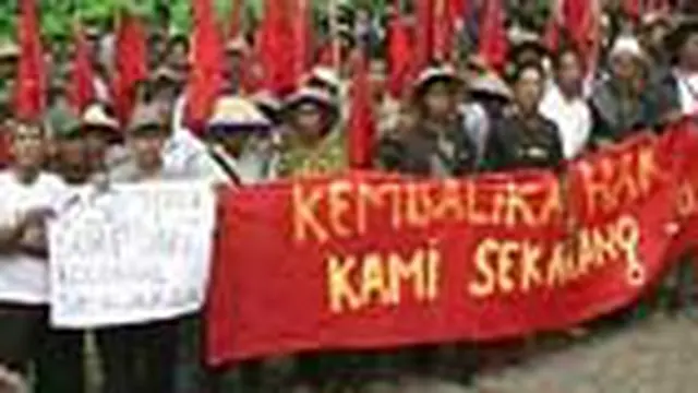 Ratusan Petani Tuntut Pembebasan Lahan