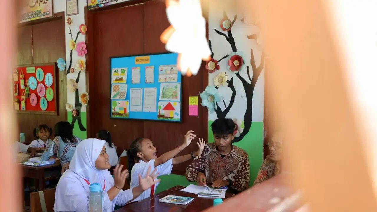 Proses belajar mengajar di sekolah di Banyuwangi (Istimewa)