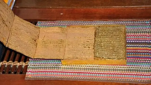 Menakjubkan, Alquran Berlapis Emas 22 Karat Berusia 500 Tahun