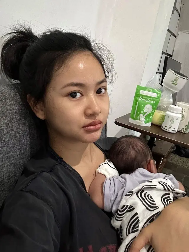 6 Potret Adinda Azani Usai Melahirkan Ini Curi Perhatian, Dianggap Bak ABG