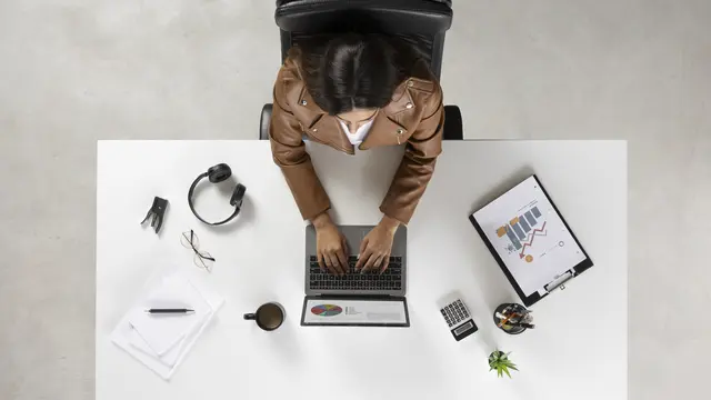 5 Soft Skills Kecil yang Bisa Membuatmu Dilirik HRD (photo by freepik.com)