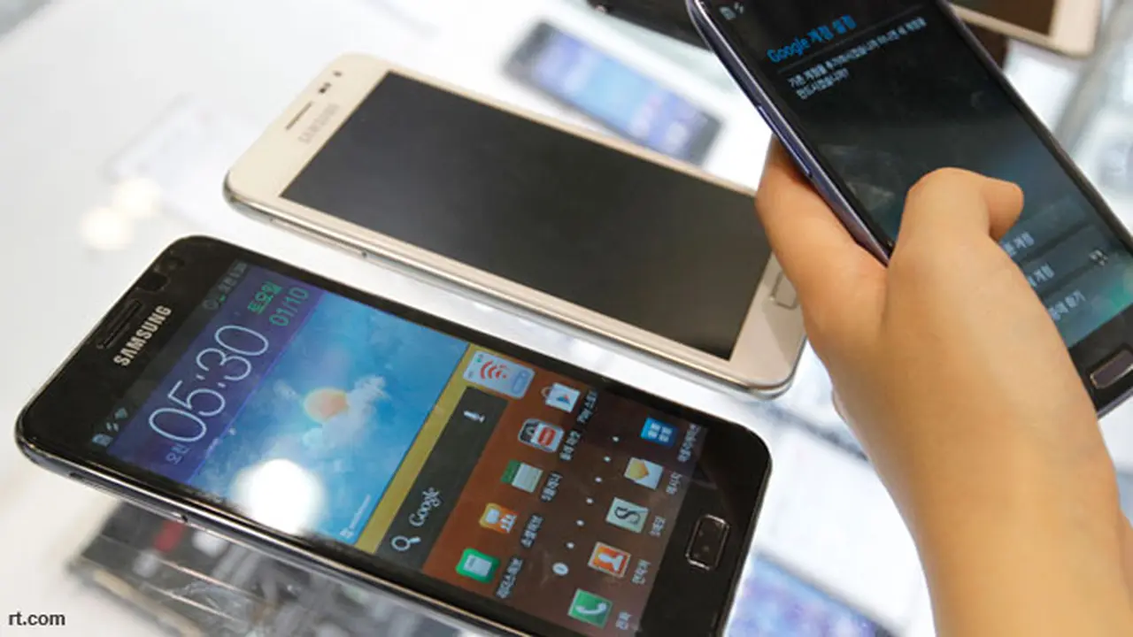 pasar-smartphone-130726b.jpg