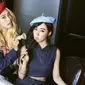 Sudah menjadi rahasia umum jika Tiffany `Girls Generation` dan Bora `SISTAR` memang dekat [foto; Cosmopolitan]