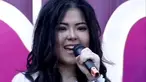 Tina Toon membawakan lagu Siapa Kamu dalam acara inBox SCTV (07/08/2014).  