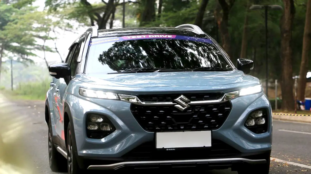Suzuki Fronx Jadi yang Terlaris Diincar Pengunjung GIIAS 2025 untuk Test Drive