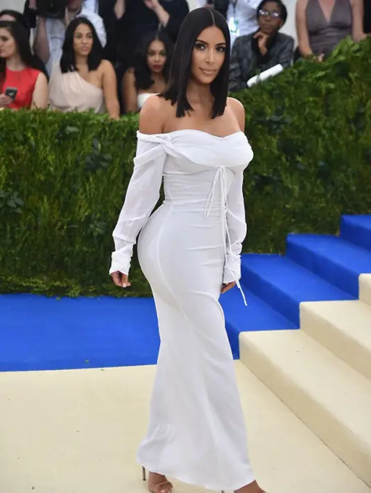 Mengingat kejadian perampokan yang menimpa Kim memang sangat menyedihkan. Pasalnya ia dikerumuni sekawanan perampok yang kemudian menyekapnya dan mengambil berbagai barang mewah miliknya. (AFP/Bintang.com)