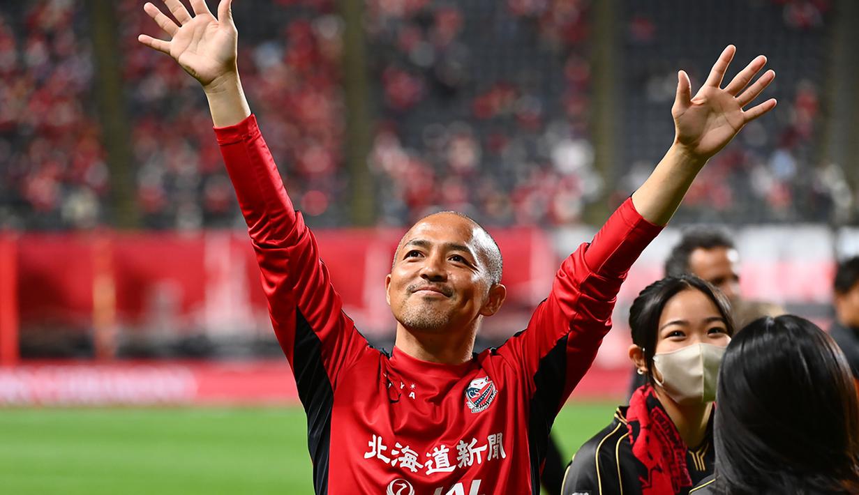 Laga ini akan jadi laga terakhir dan laga perpisahan bagi legenda sepak bola Jepang, Shinji Ono, yang saat ini membela Consadole Sapporo, sudah berusia 44 tahun, dan memutuskan pensiun akhir musim ini. (J.LEAGUE)