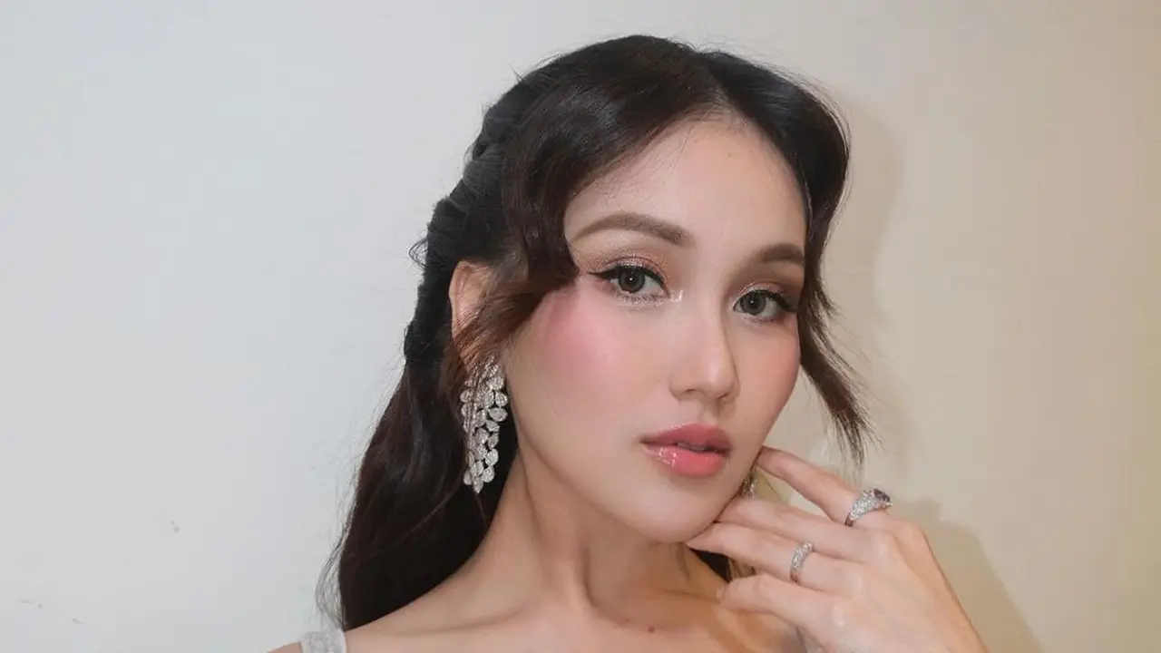 Ayu Ting Ting (Instagram/ayutingting92)